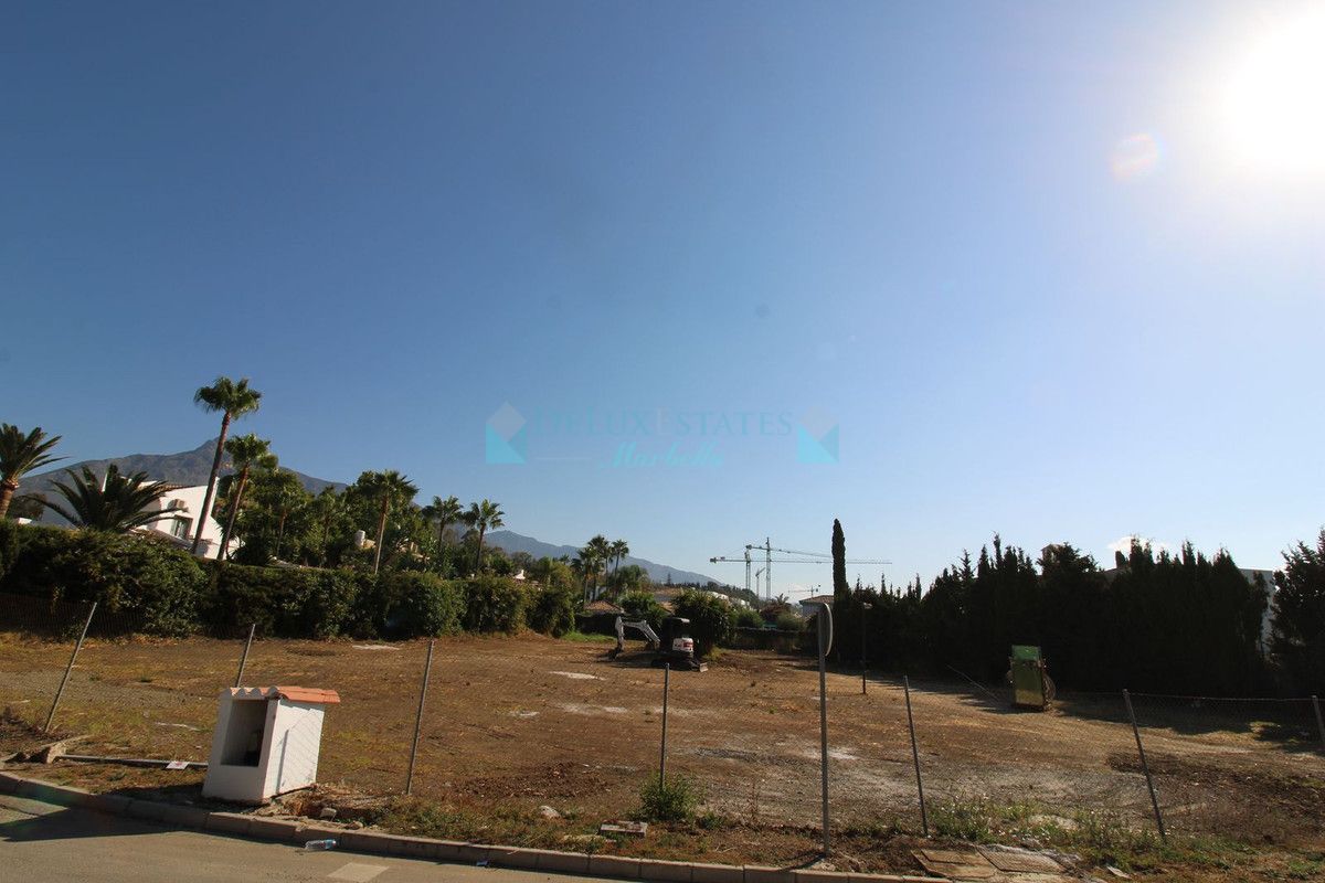 Residential Plot for sale in Marbella Golden Mile