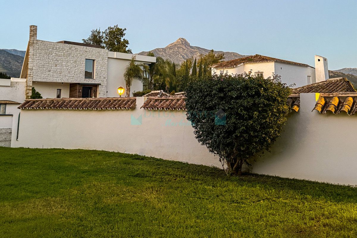 Villa en venta en Nueva Andalucia