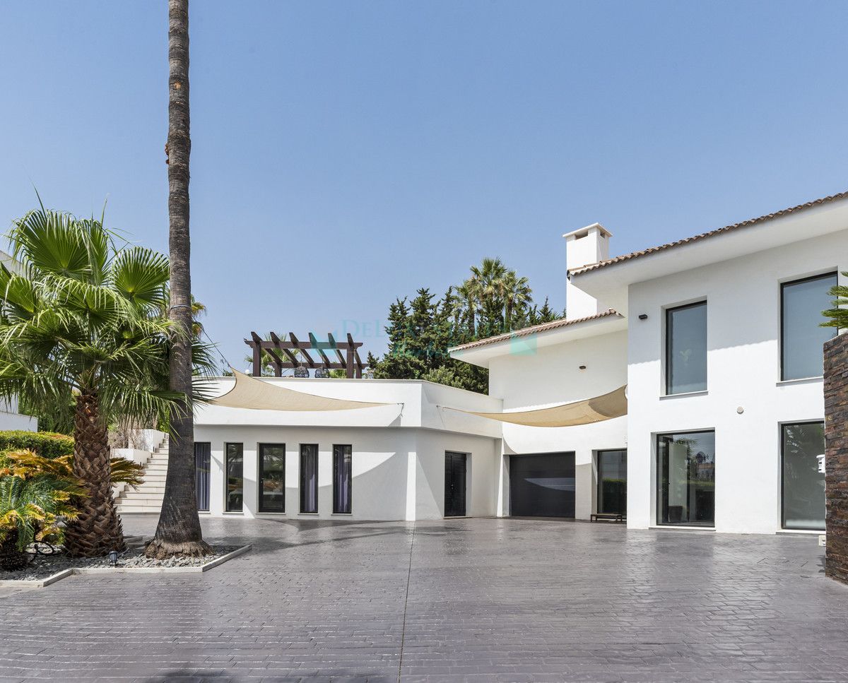Villa en alquiler en Nueva Andalucia