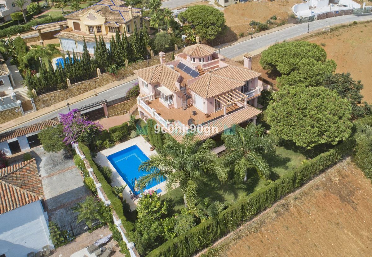 Villa for sale in Elviria, Marbella East