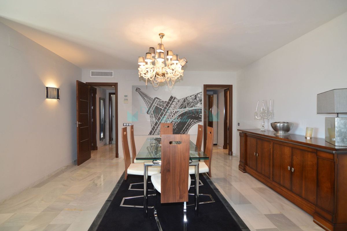 Apartment for sale in Marbella - Puerto Banus