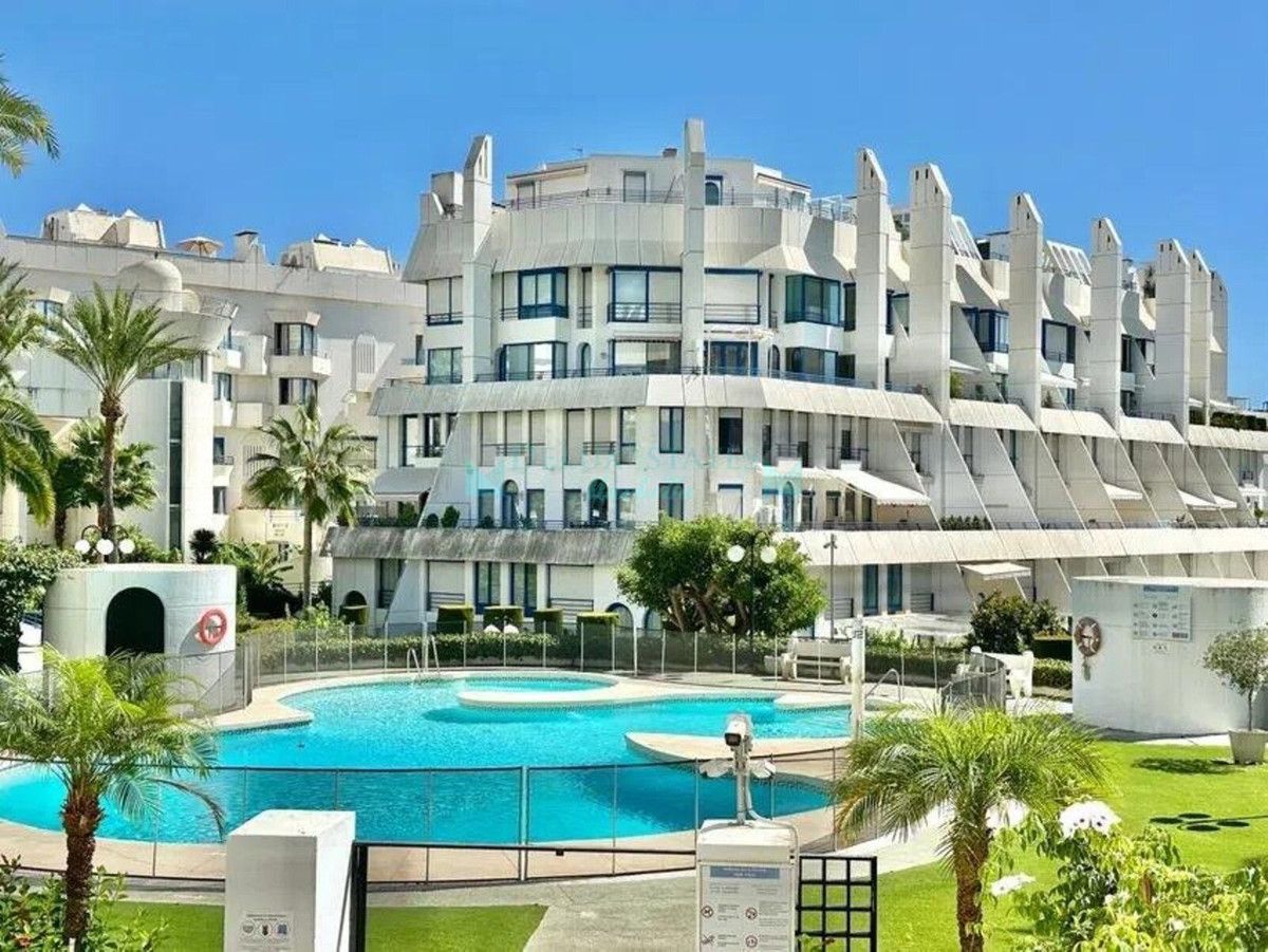 Apartment for sale in Marbella Golden Mile