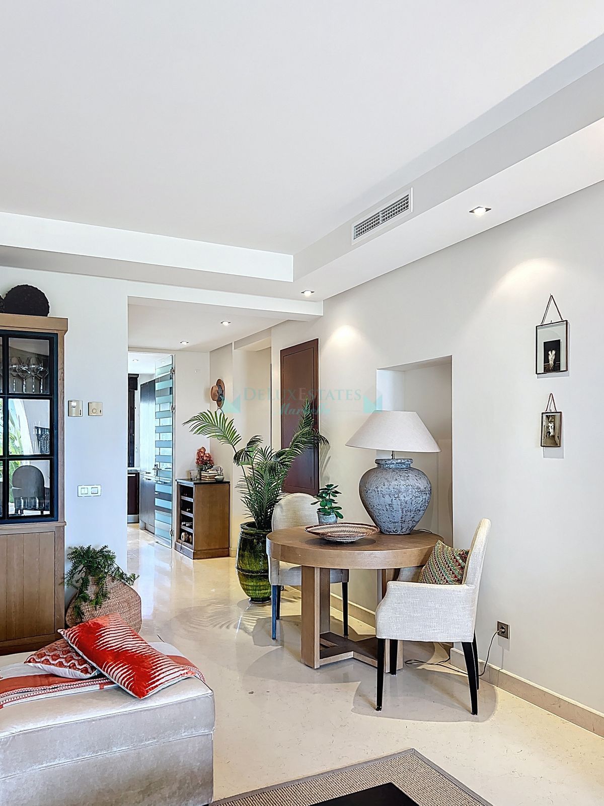 Ground Floor Apartment for sale in El Paraiso, Estepona