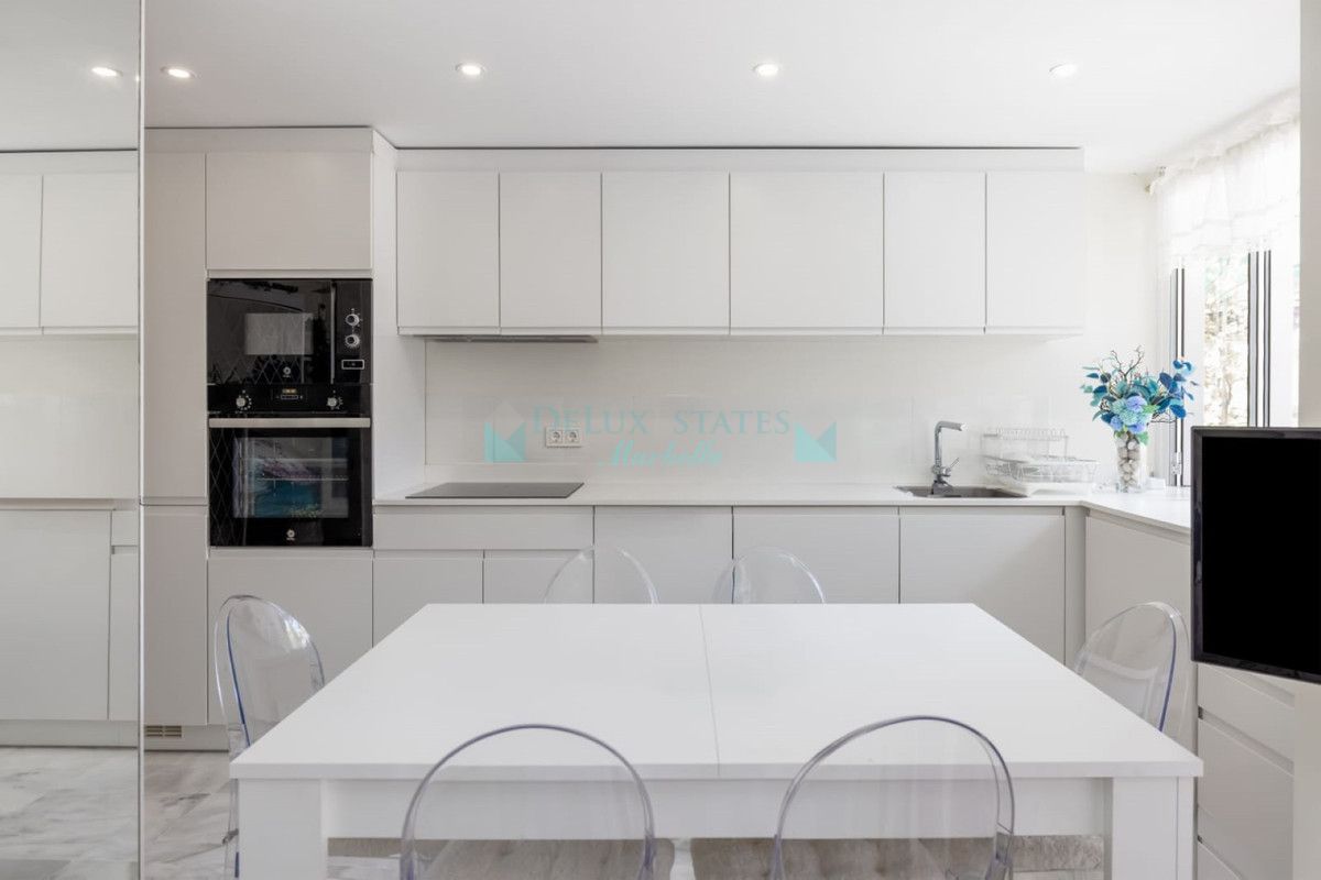 Apartamento en venta en Nueva Andalucia