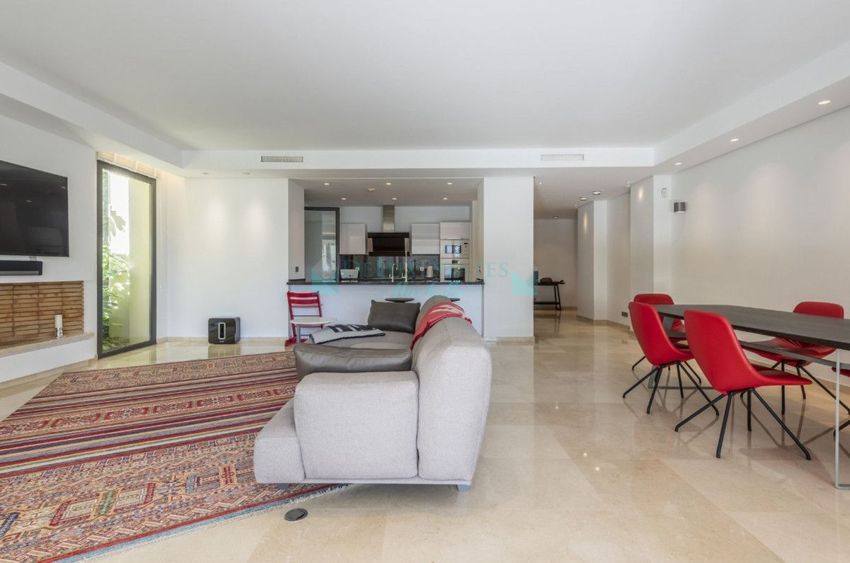 Ground Floor Apartment for sale in Sierra Blanca, Marbella Golden Mile