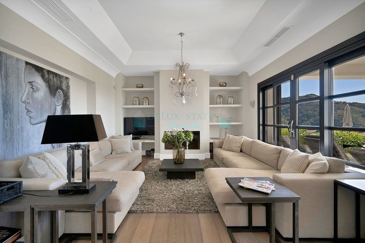 Villa en venta en Benahavis