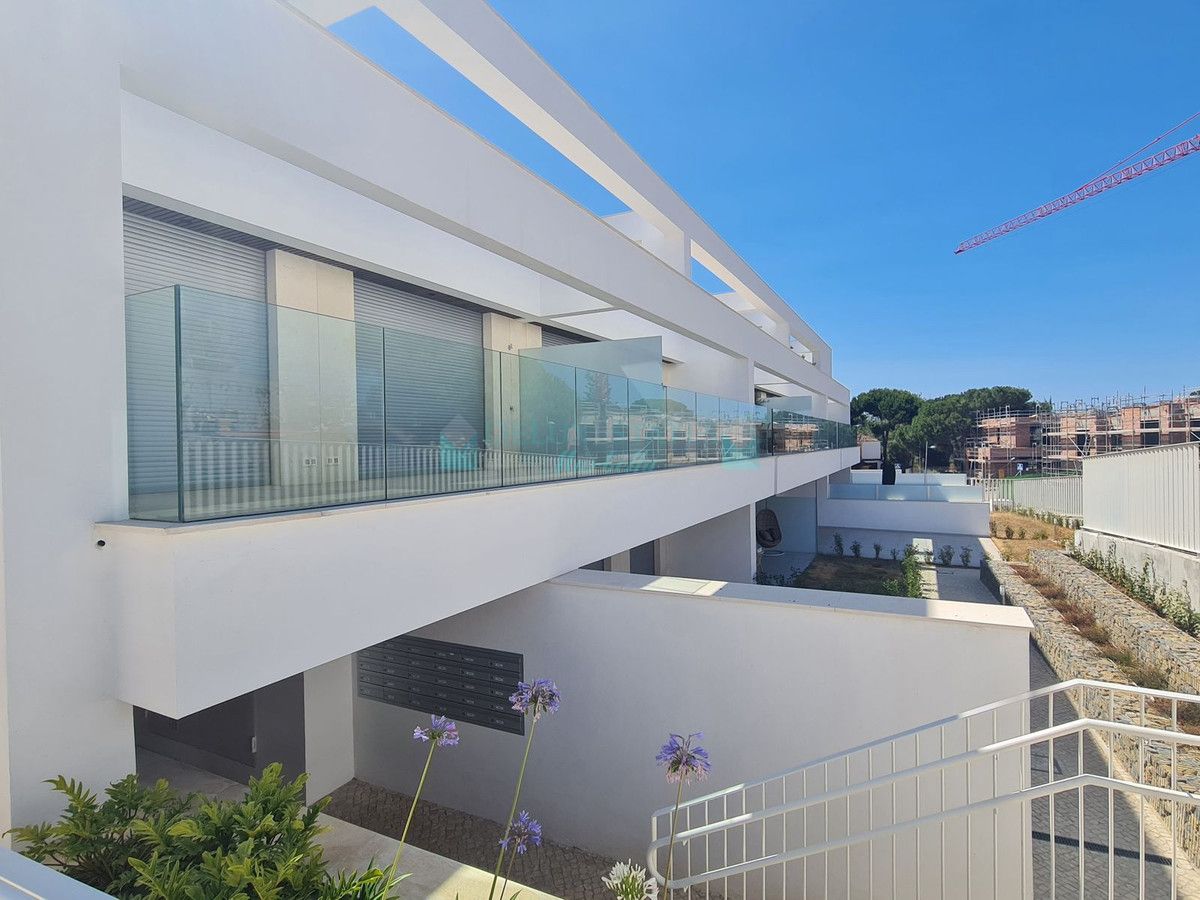 Apartamento en alquiler en Elviria, Marbella Este