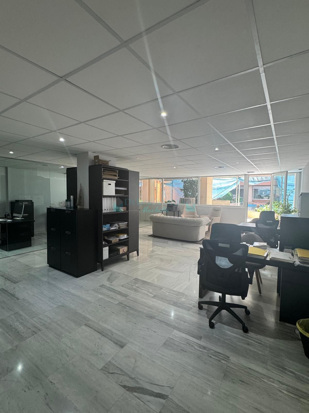 Office for rent in Nueva Andalucia