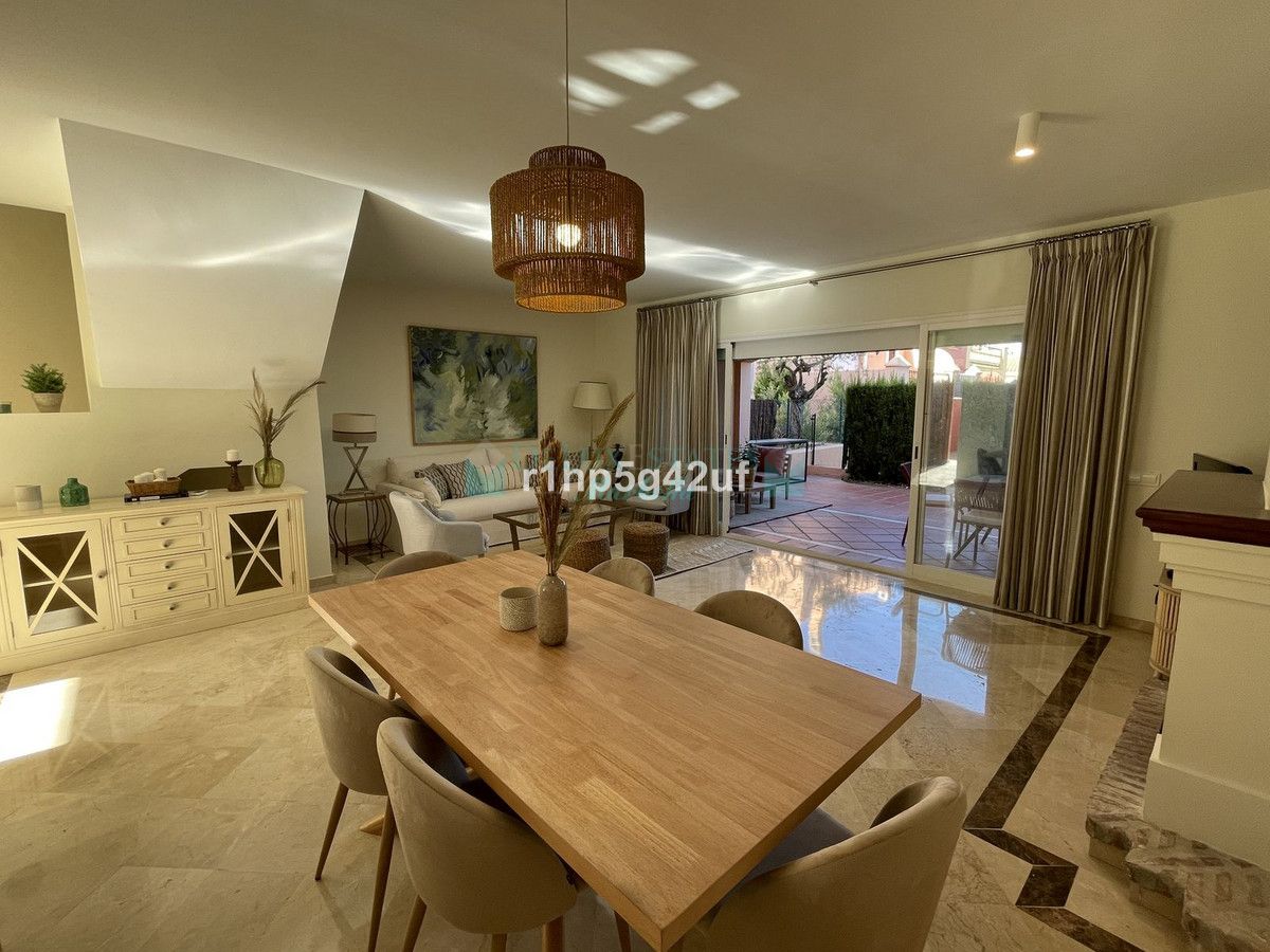 Town House for rent in Marbella