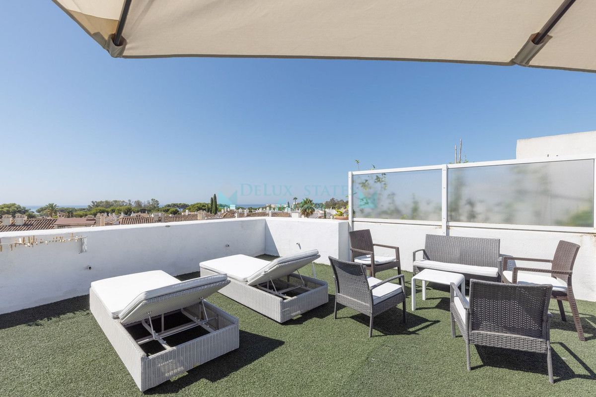 Town House for rent in Estepona