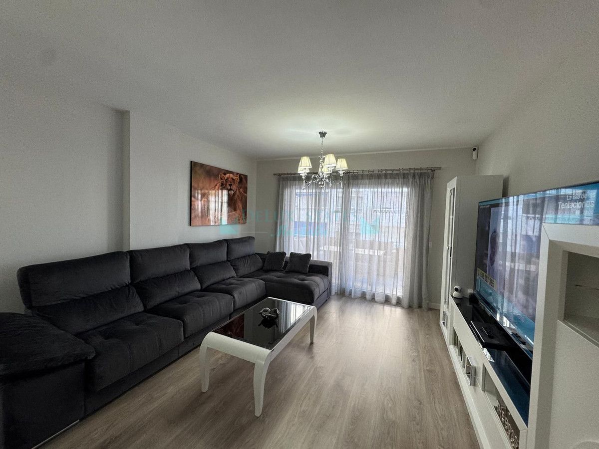 Apartment for rent in La Campana, Nueva Andalucia