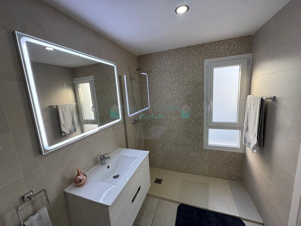 Apartment for rent in La Campana, Nueva Andalucia