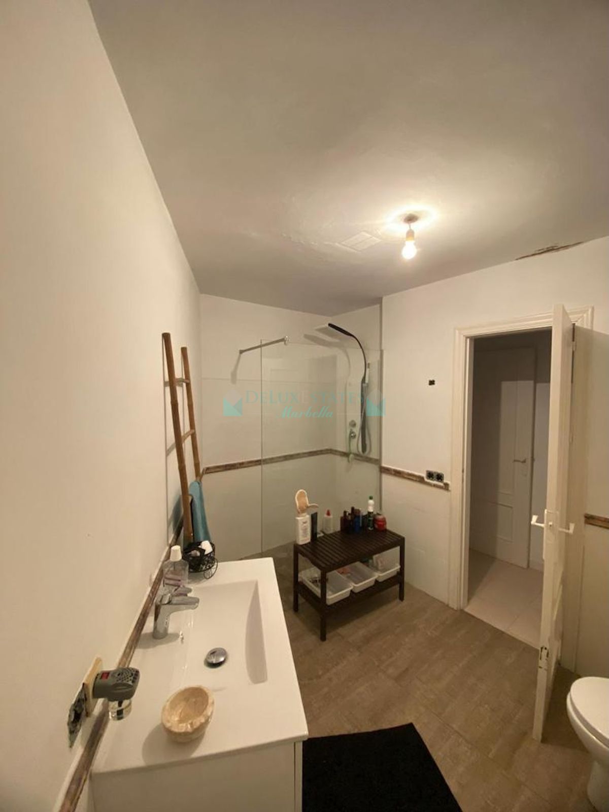 Villa for sale in Nueva Andalucia