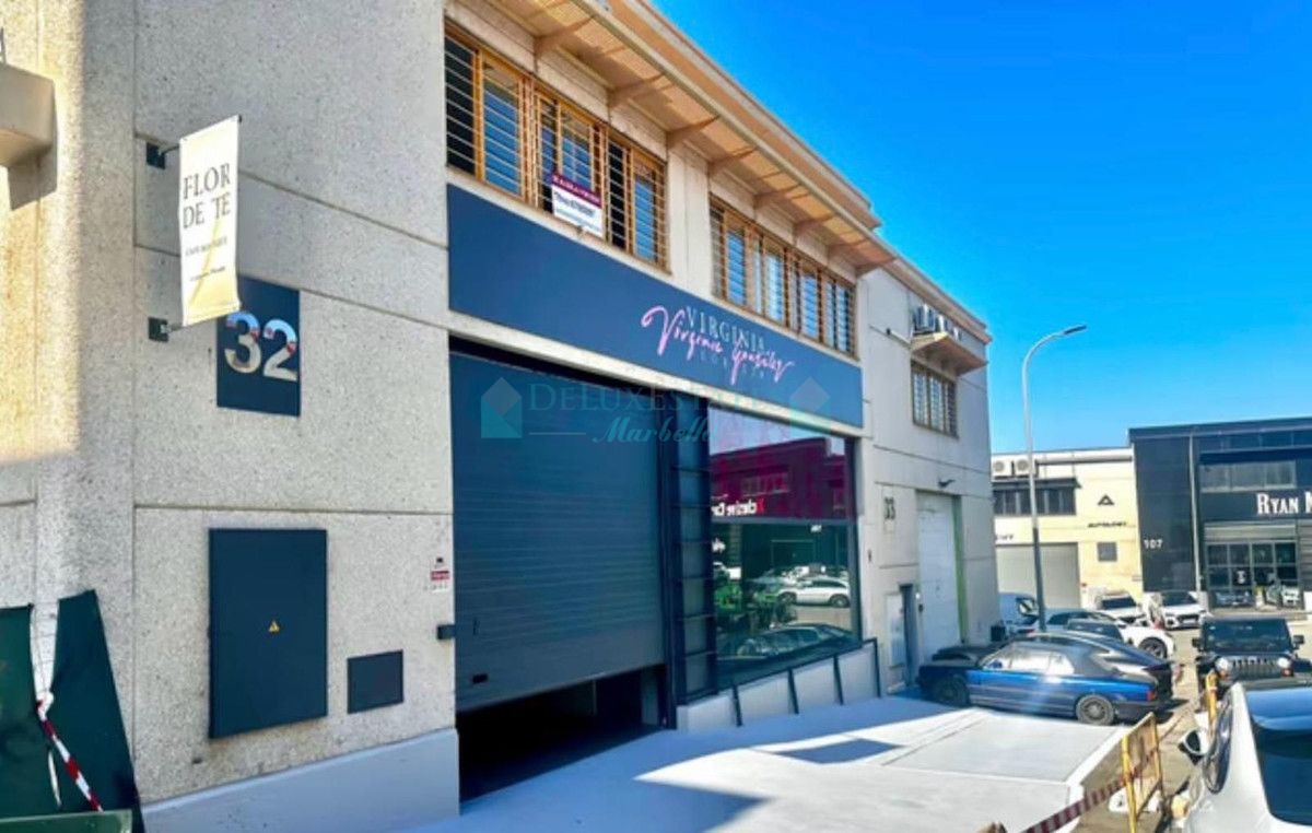 Commercial Premises for rent in Nueva Andalucia
