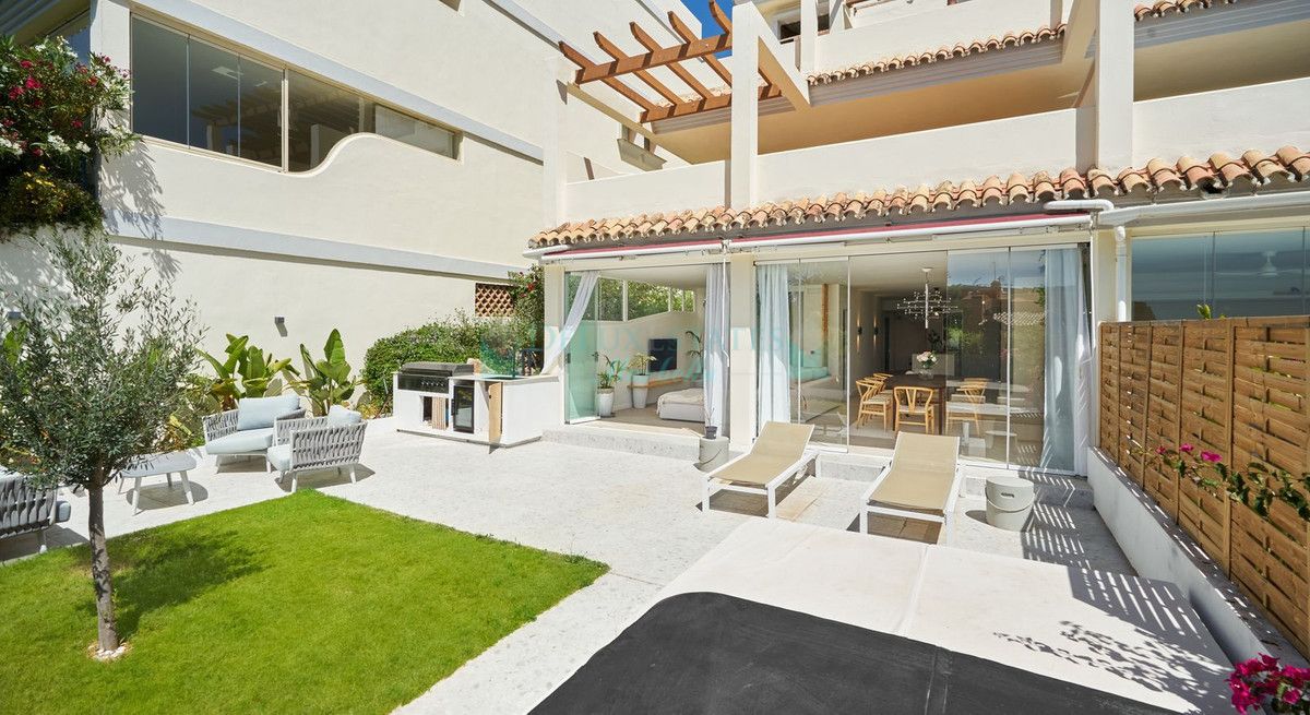 Apartamento Planta Baja en venta en Nueva Andalucia