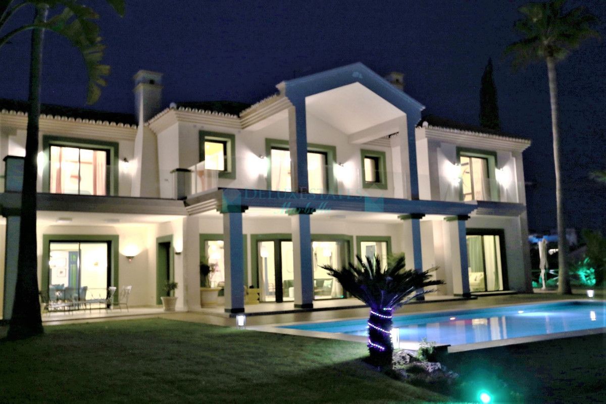 Villa for rent in Selwo, Estepona