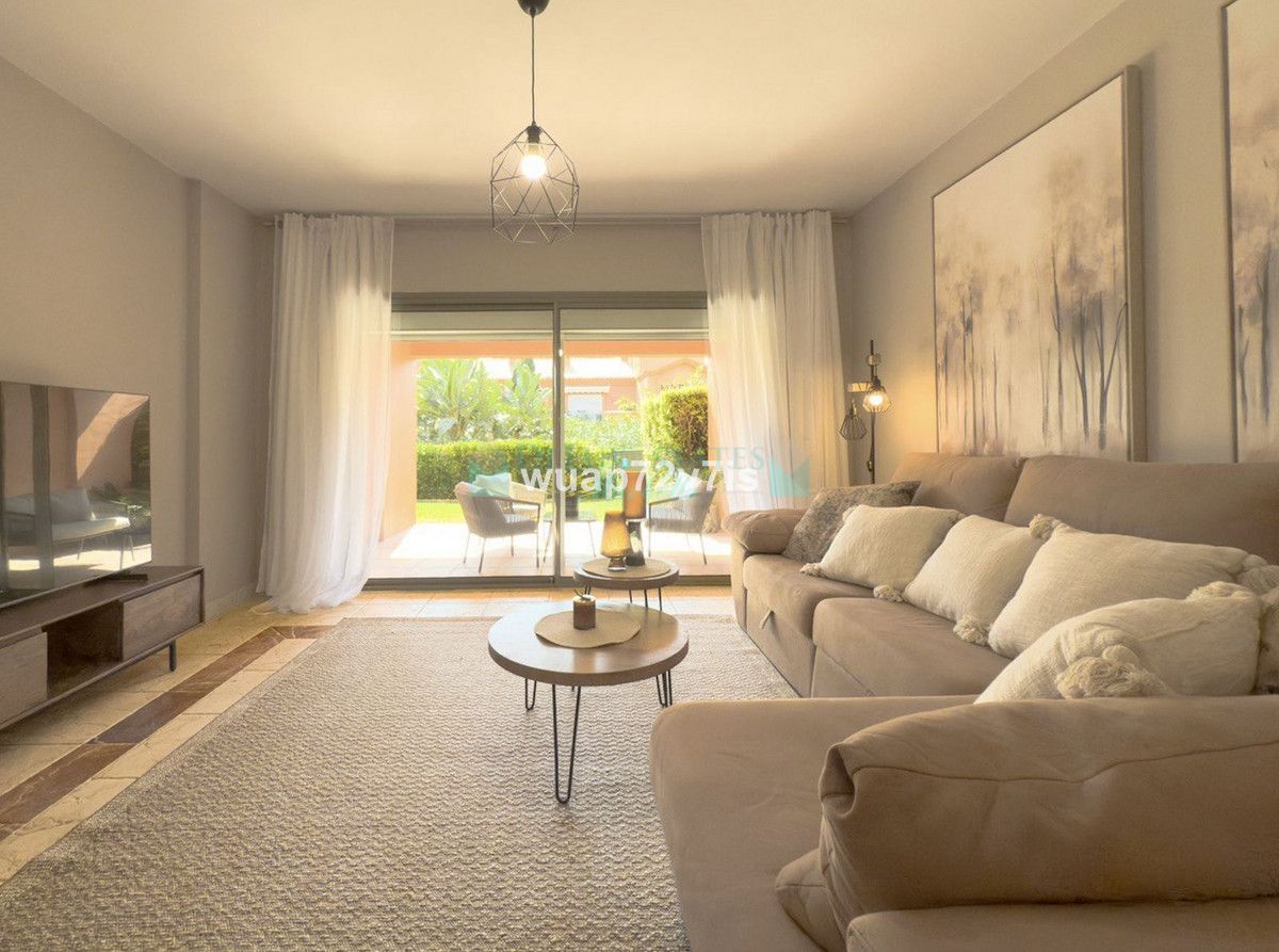 Ground Floor Apartment for sale in Estepona