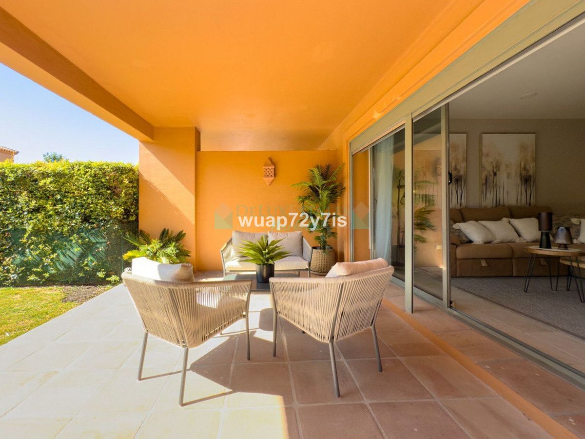 Ground Floor Apartment for sale in Estepona