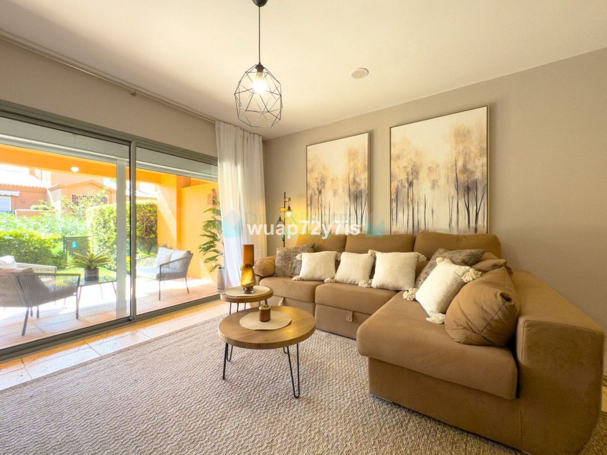 Ground Floor Apartment for sale in Estepona