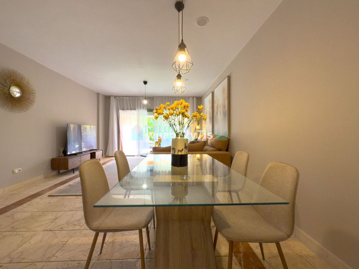 Ground Floor Apartment for sale in Estepona