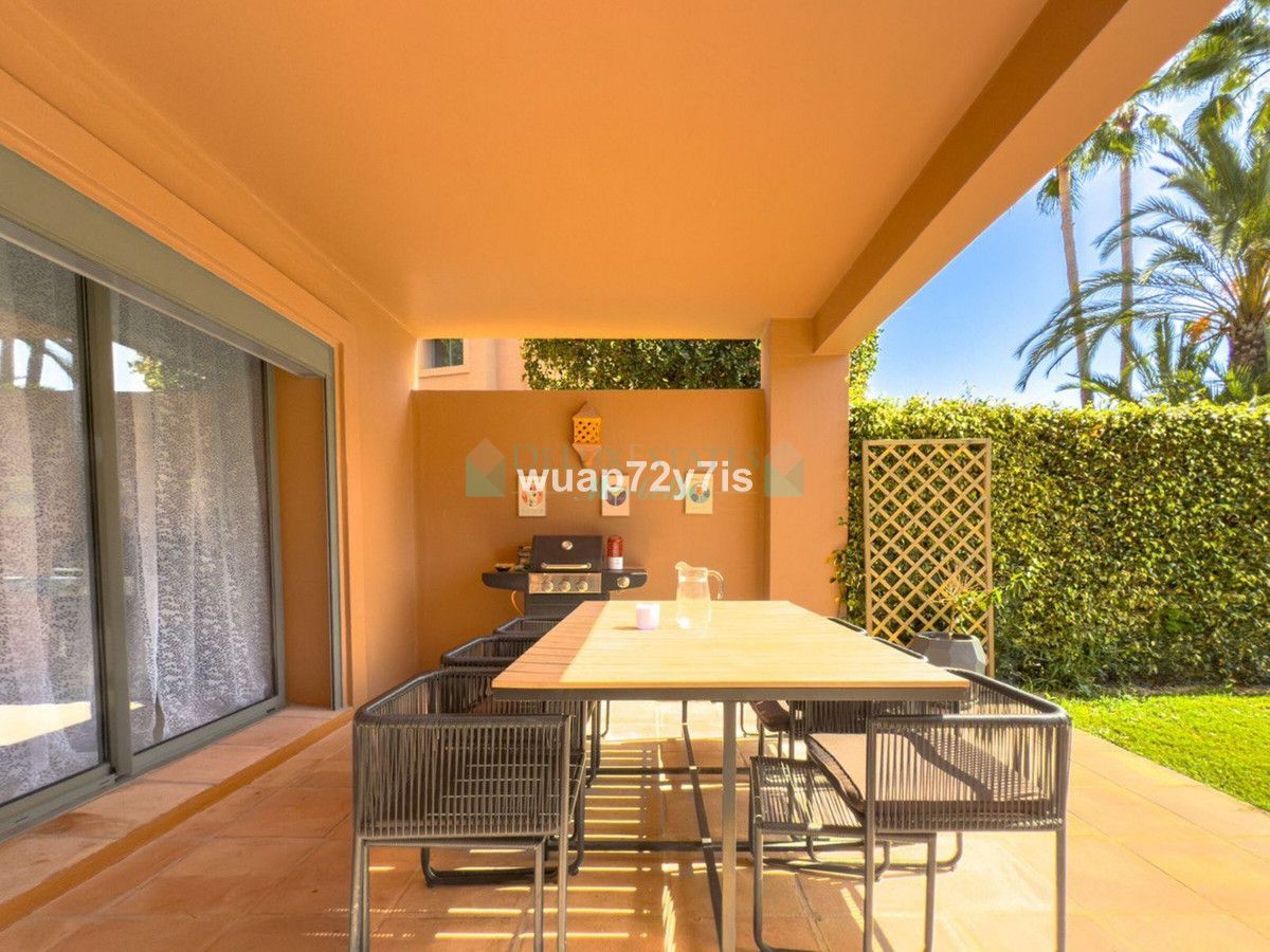 Ground Floor Apartment for sale in Estepona