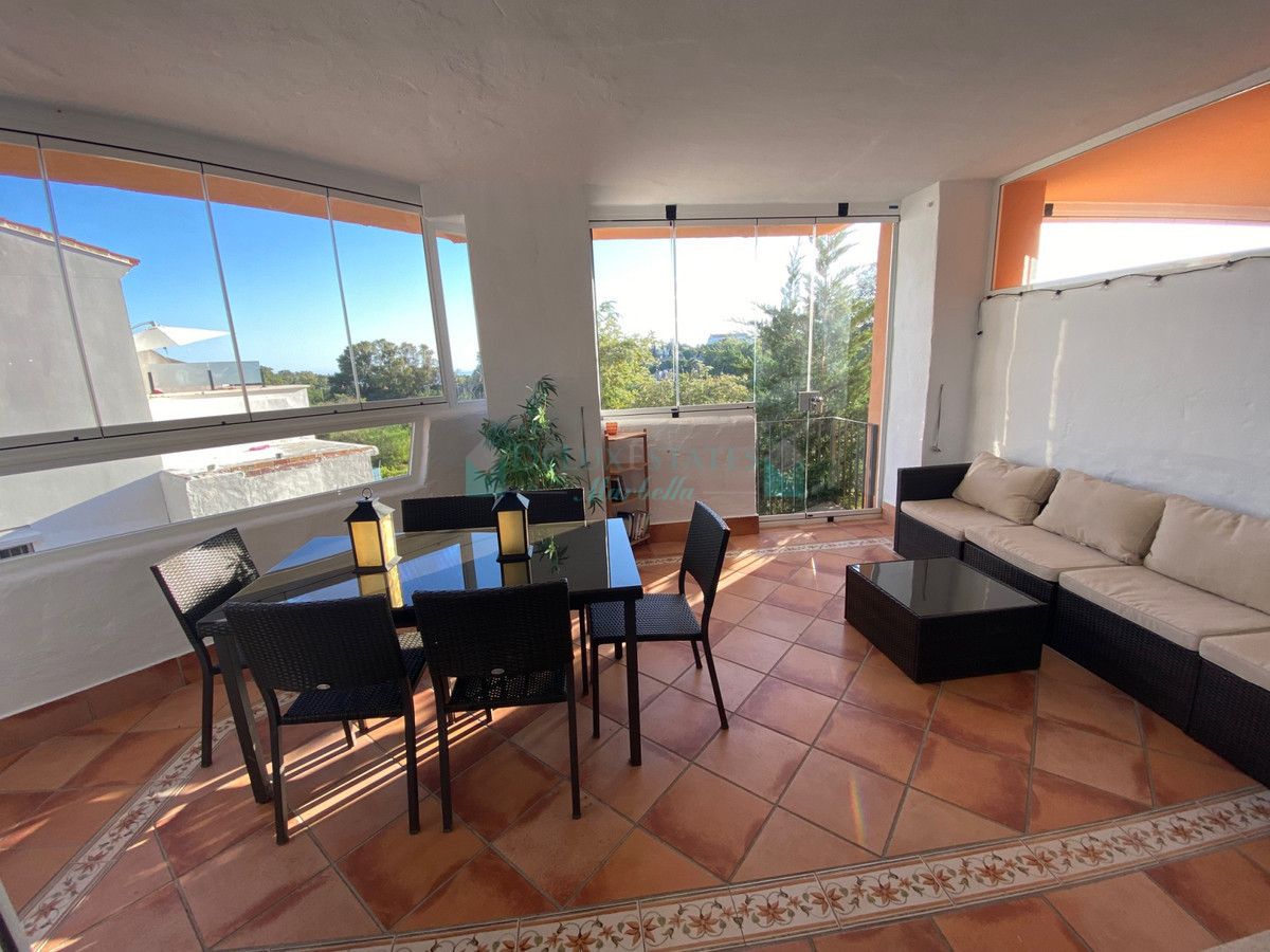 Town House for rent in Cabopino, Marbella East