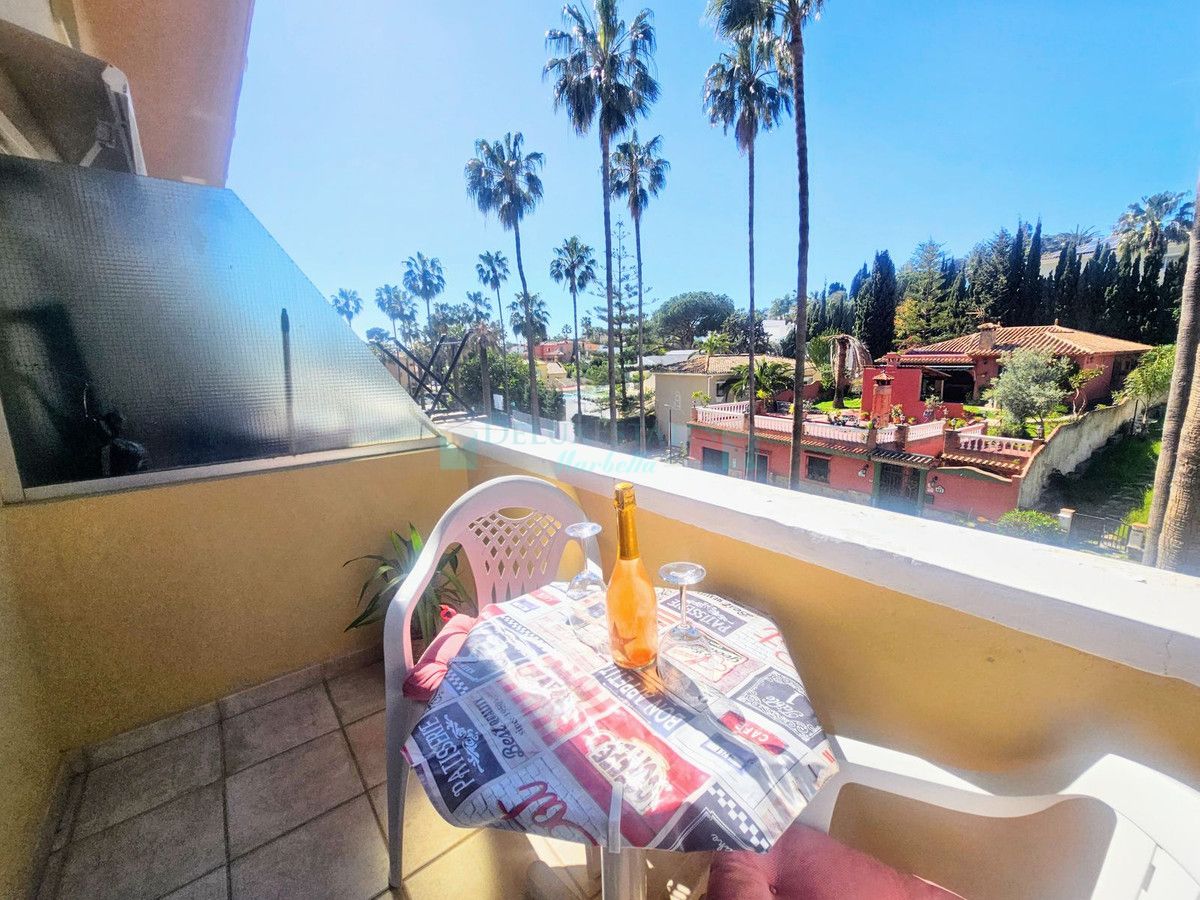 Apartamento Planta Baja en venta en Artola, Marbella Este