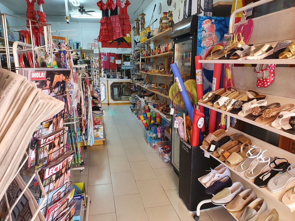 Shopping Centre for sale in Benavista, Estepona