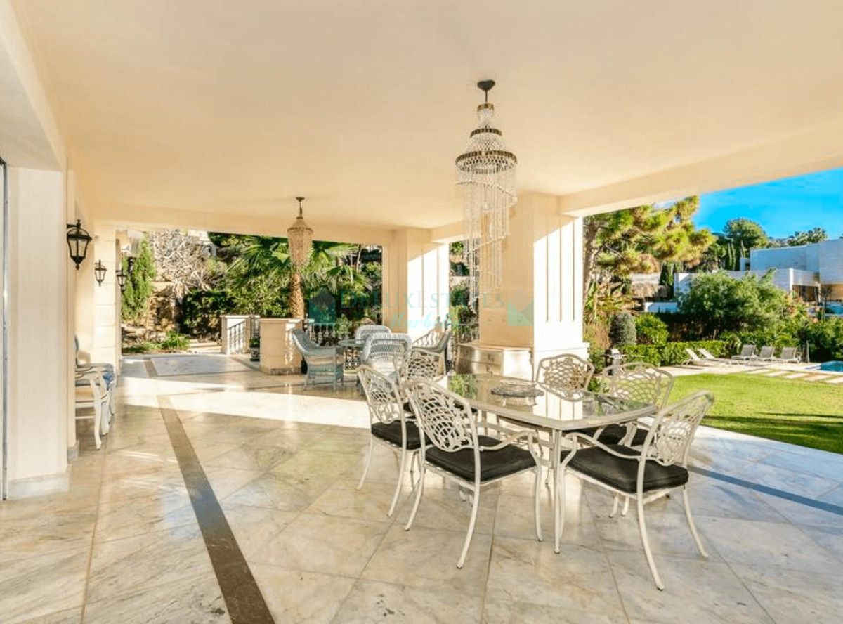 Villa for sale in Marbella Golden Mile