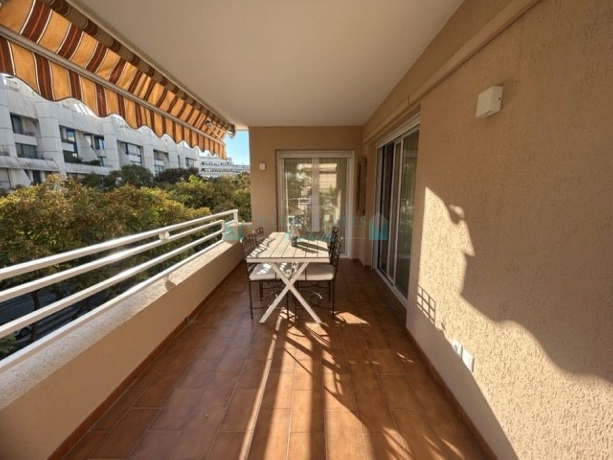 Apartamento en venta en Marbella