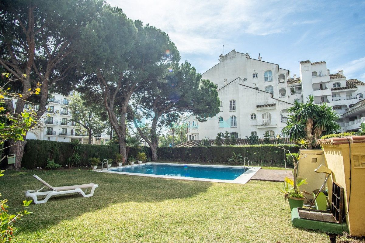 Apartamento en venta en Nueva Andalucia