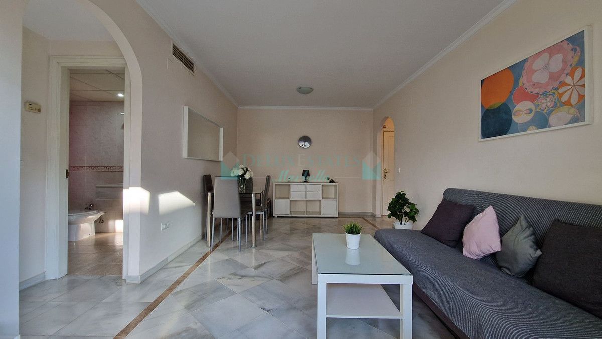 Apartment for sale in Nueva Andalucia