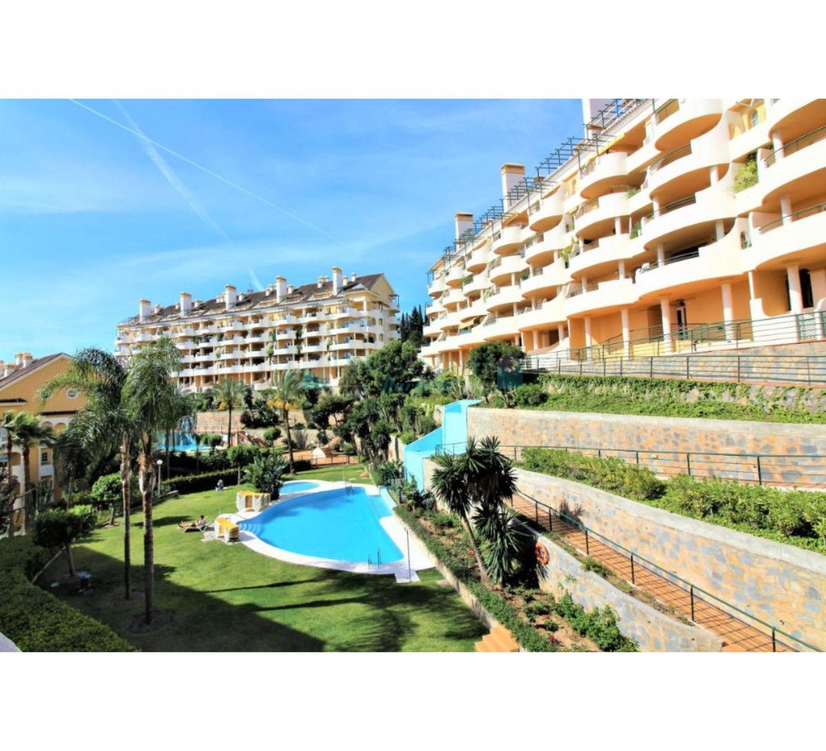 Apartment for sale in Nueva Andalucia