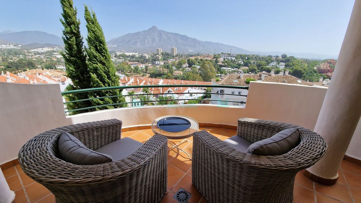 Apartment for sale in Nueva Andalucia