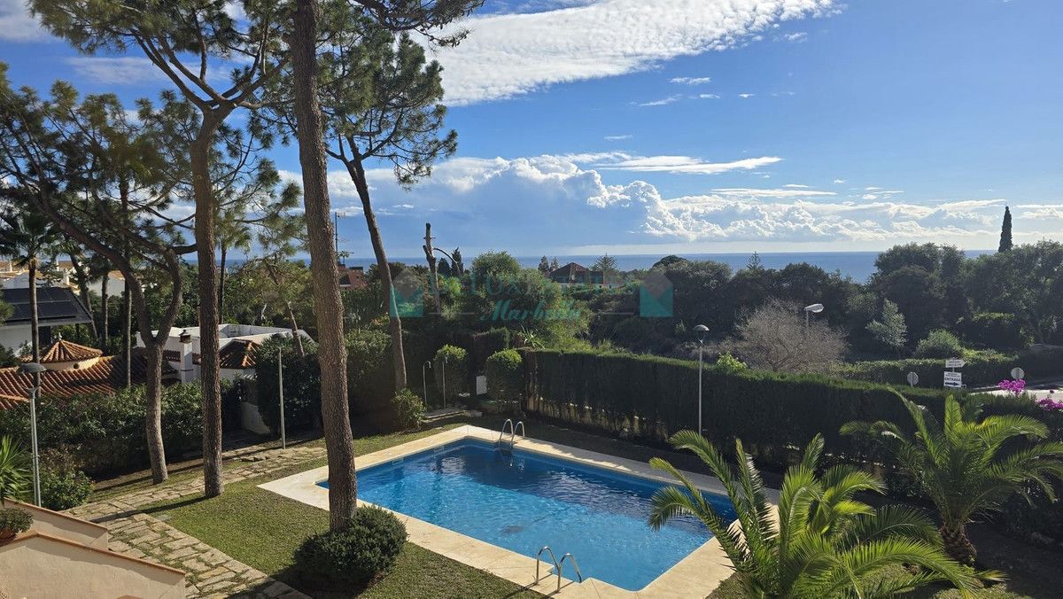 Apartamento en venta en Carib Playa, Marbella Este