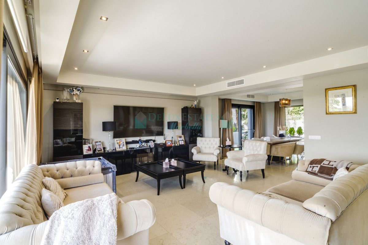 Villa for sale in Marbella Golden Mile