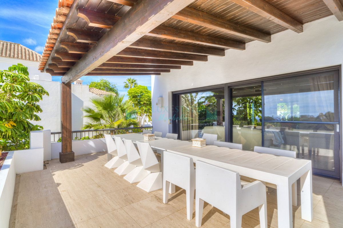 Villa for sale in Marbella Golden Mile