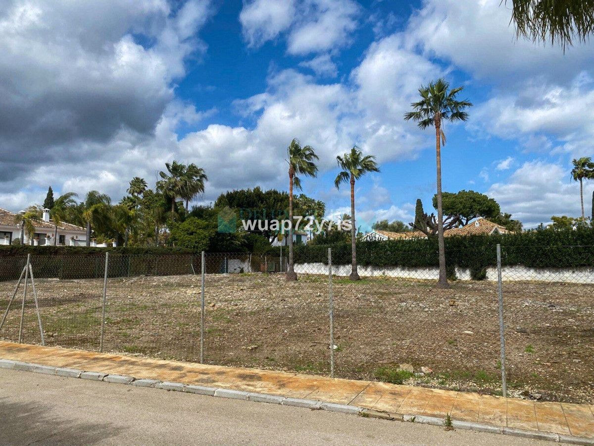 Parcela en venta en Guadalmina Baja, San Pedro de Alcantara