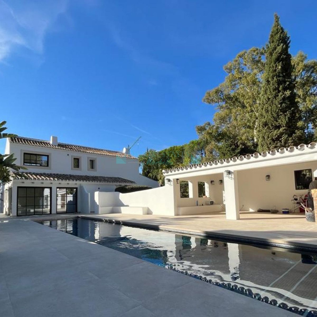 Villa en venta en Benahavis