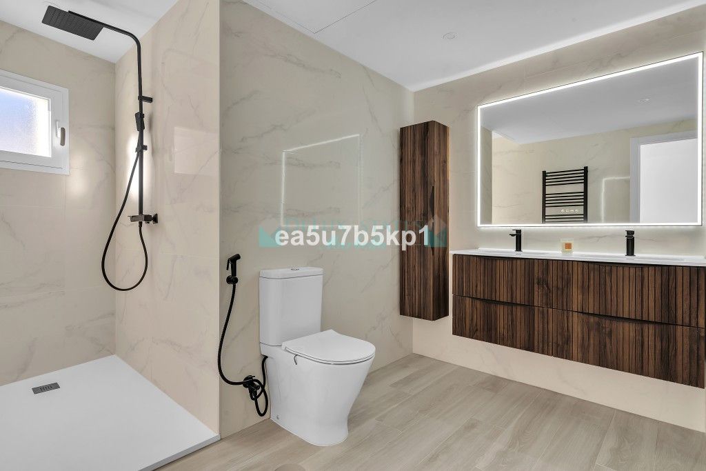 Apartamento en venta en Nueva Andalucia