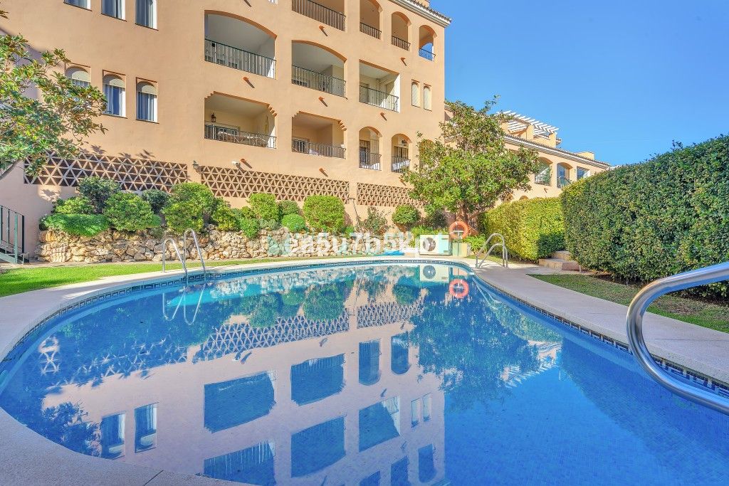Apartamento en venta en Nueva Andalucia