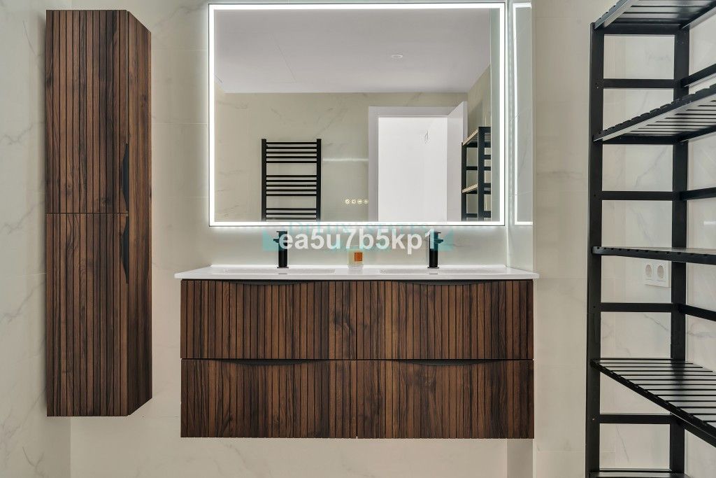 Apartamento en venta en Nueva Andalucia