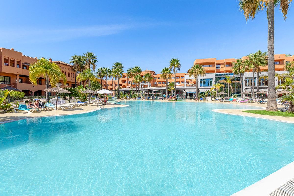 Penthouse for sale in Benahavis