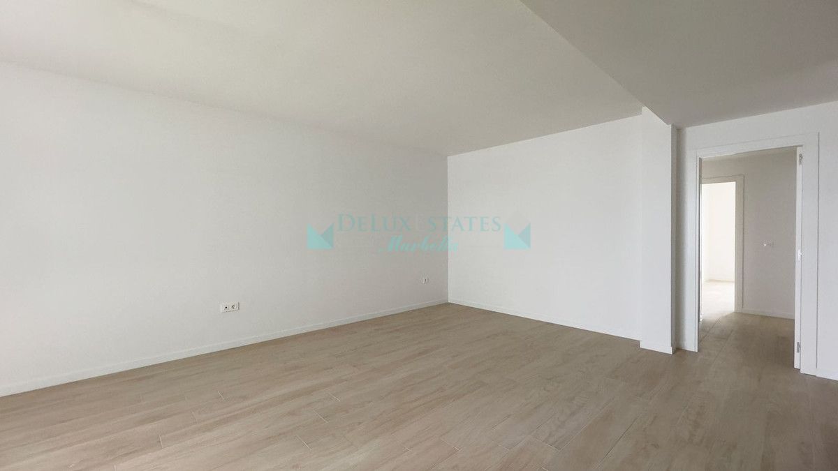 Apartamento en venta en Nueva Andalucia