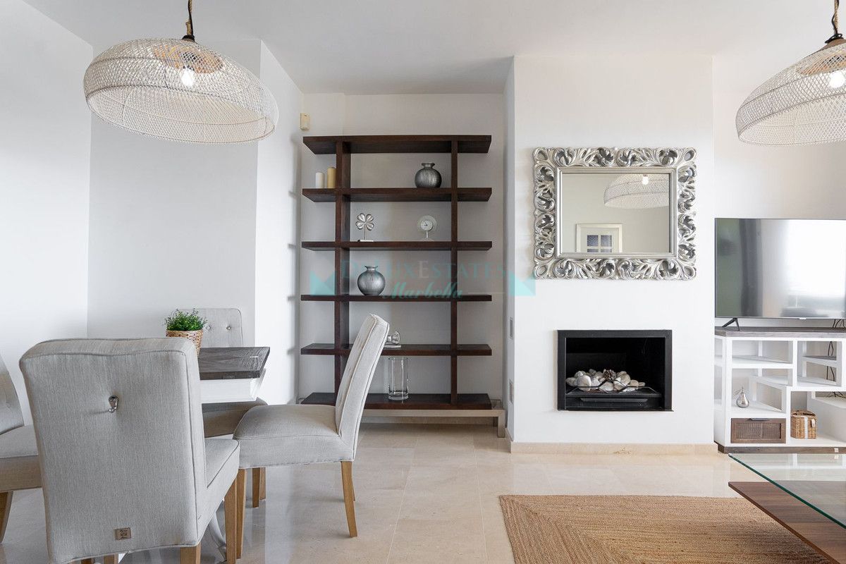 Apartment for rent in Cabopino, Marbella East