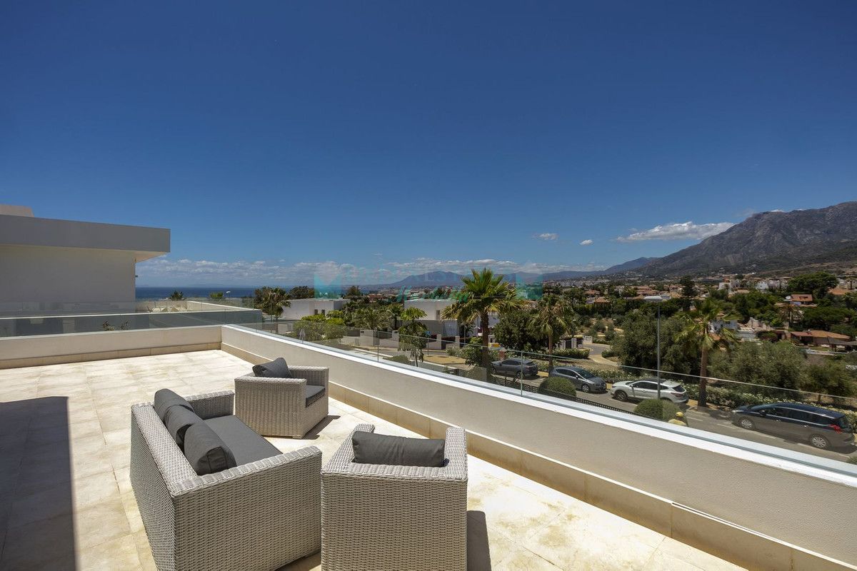 Villa for rent in Marbella