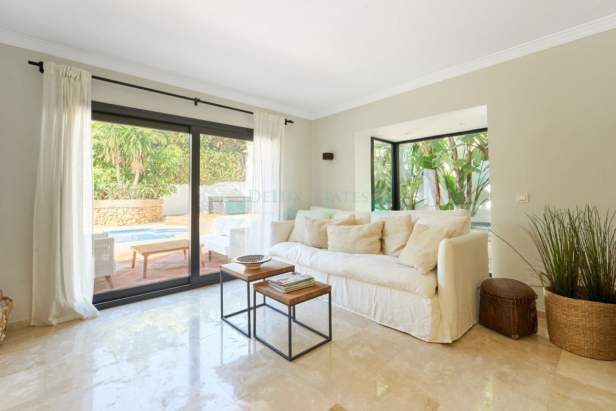 Villa for sale in Los Monteros, Marbella East