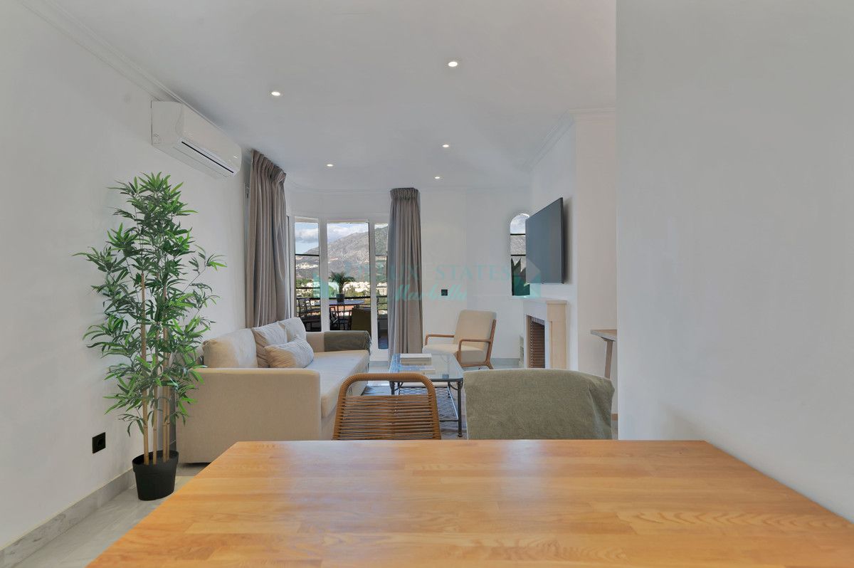 Apartment for sale in Nueva Andalucia