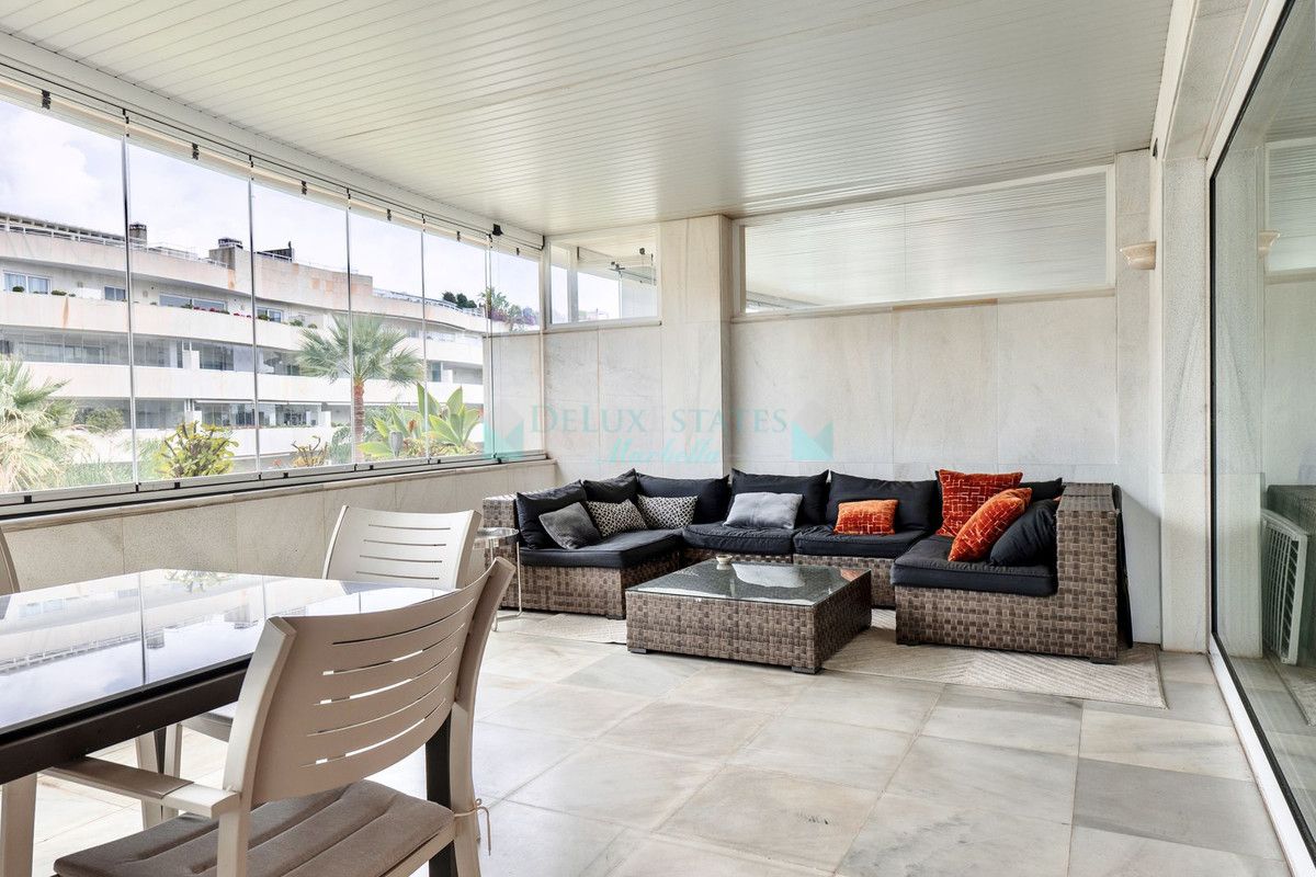 Penthouse for rent in Marbella - Puerto Banus