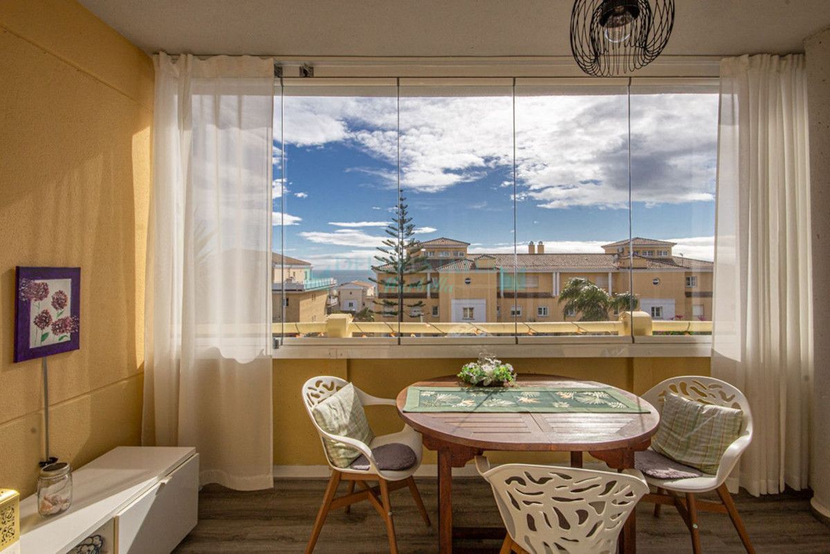 Apartment for sale in Cabopino, Marbella East